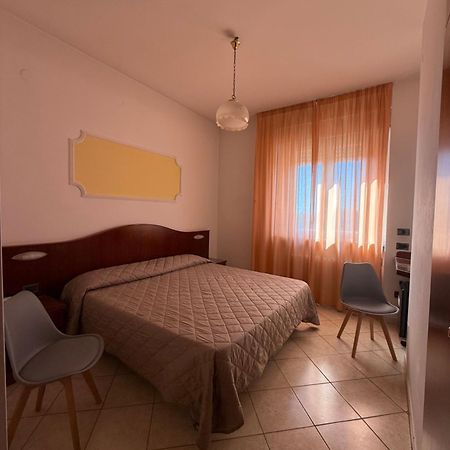Grifone Hotel Перуджа Экстерьер фото