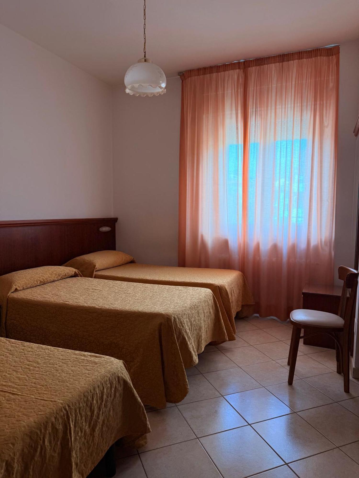 Grifone Hotel Перуджа Экстерьер фото