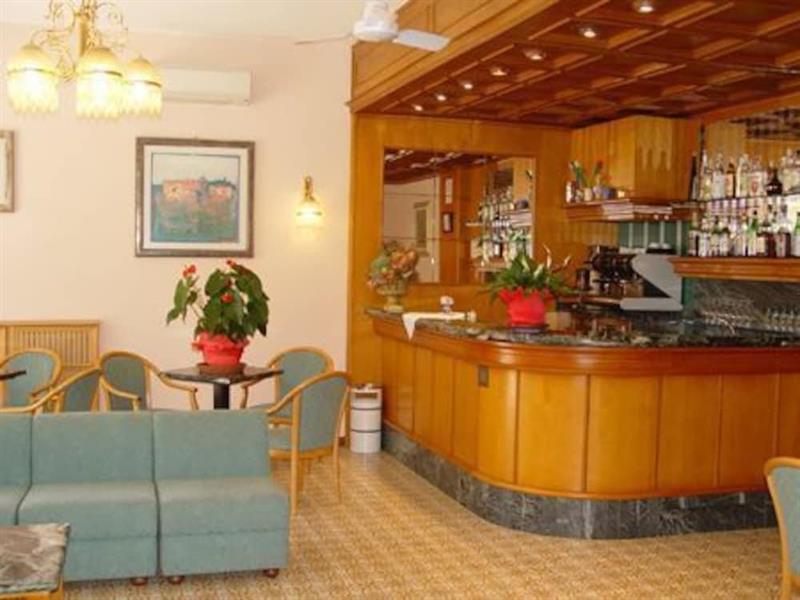 Grifone Hotel Перуджа Экстерьер фото